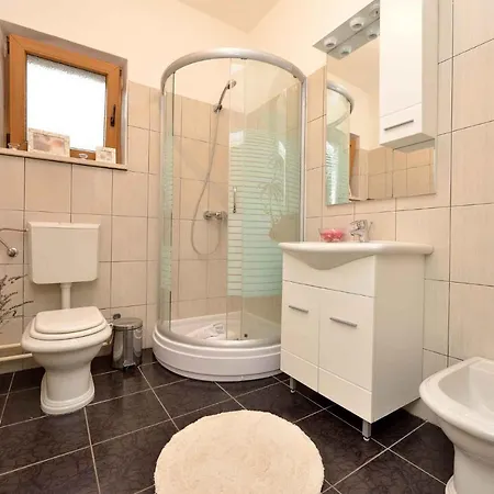 - Insel Ugljan 7467 *